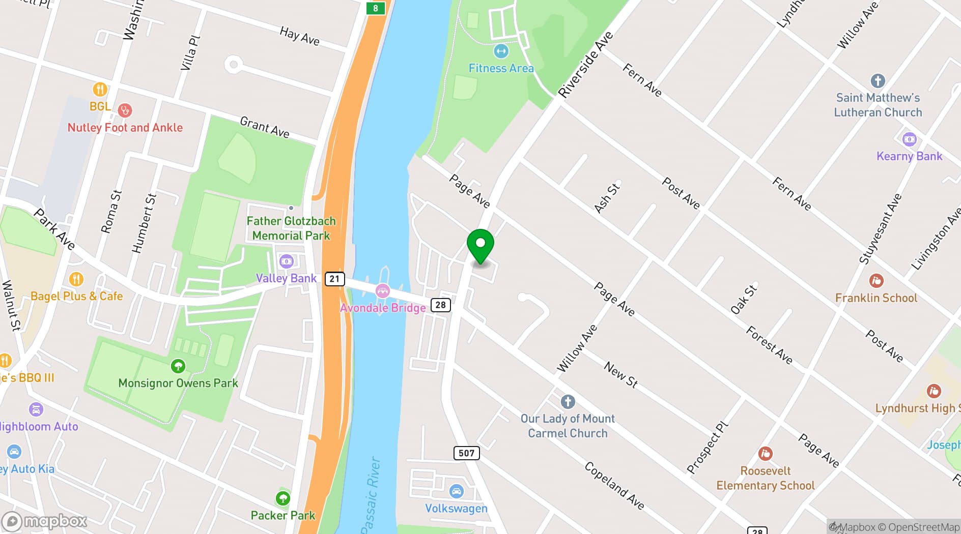 Map showing Michael's Riverside Restaurant & Banquet