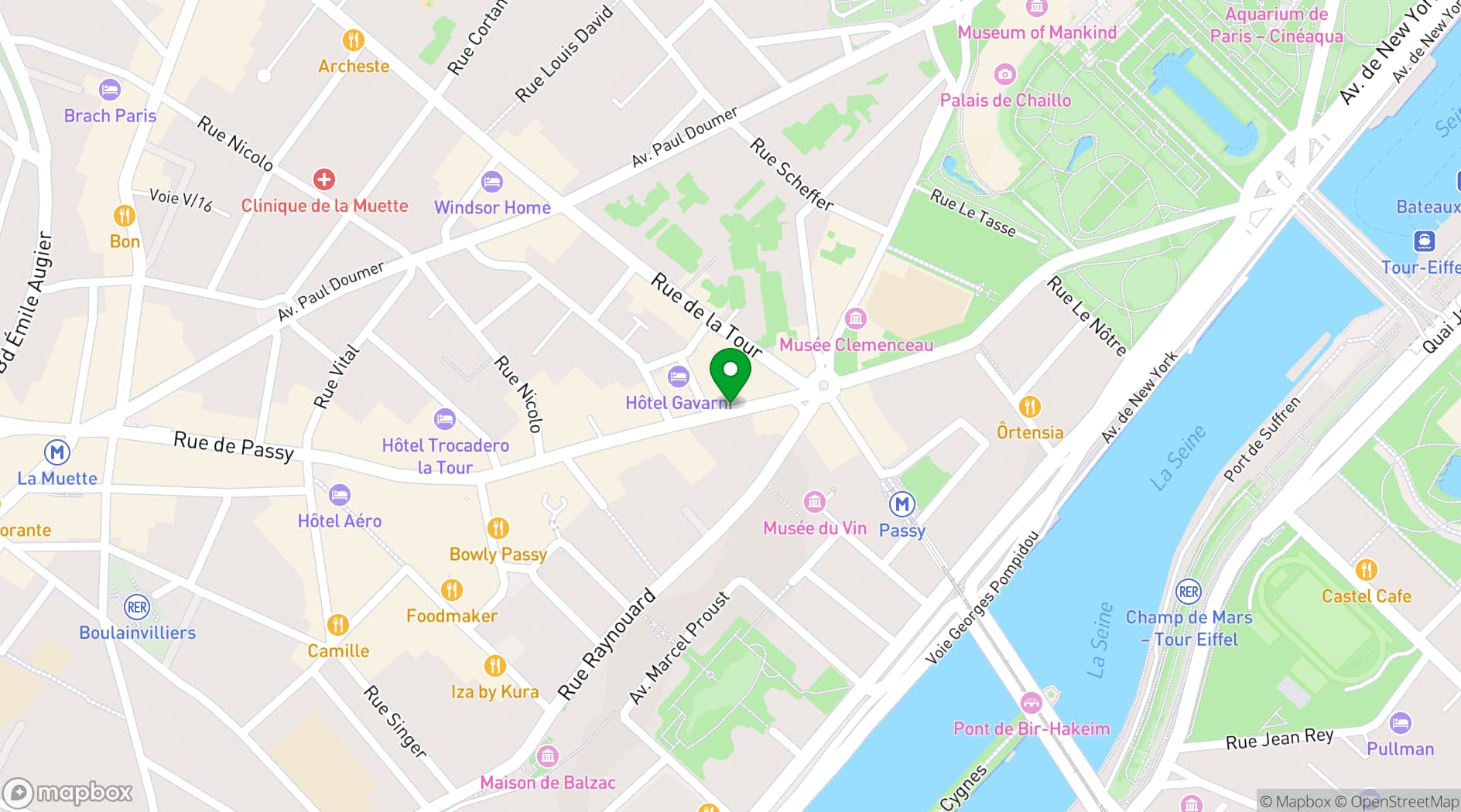 Map showing Hotel Passy Eiffel