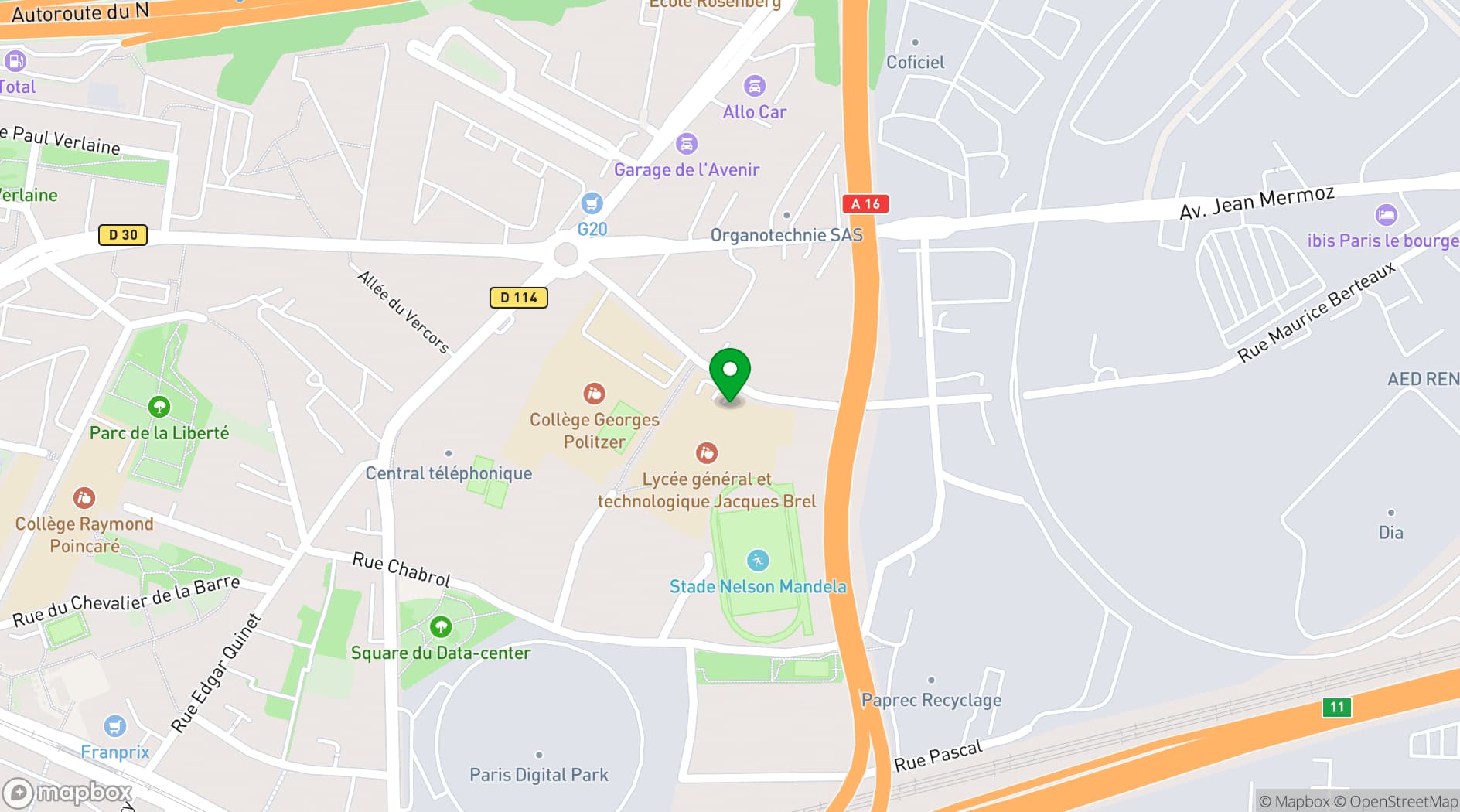 Map showing Salle des fêtes La Courneuve
