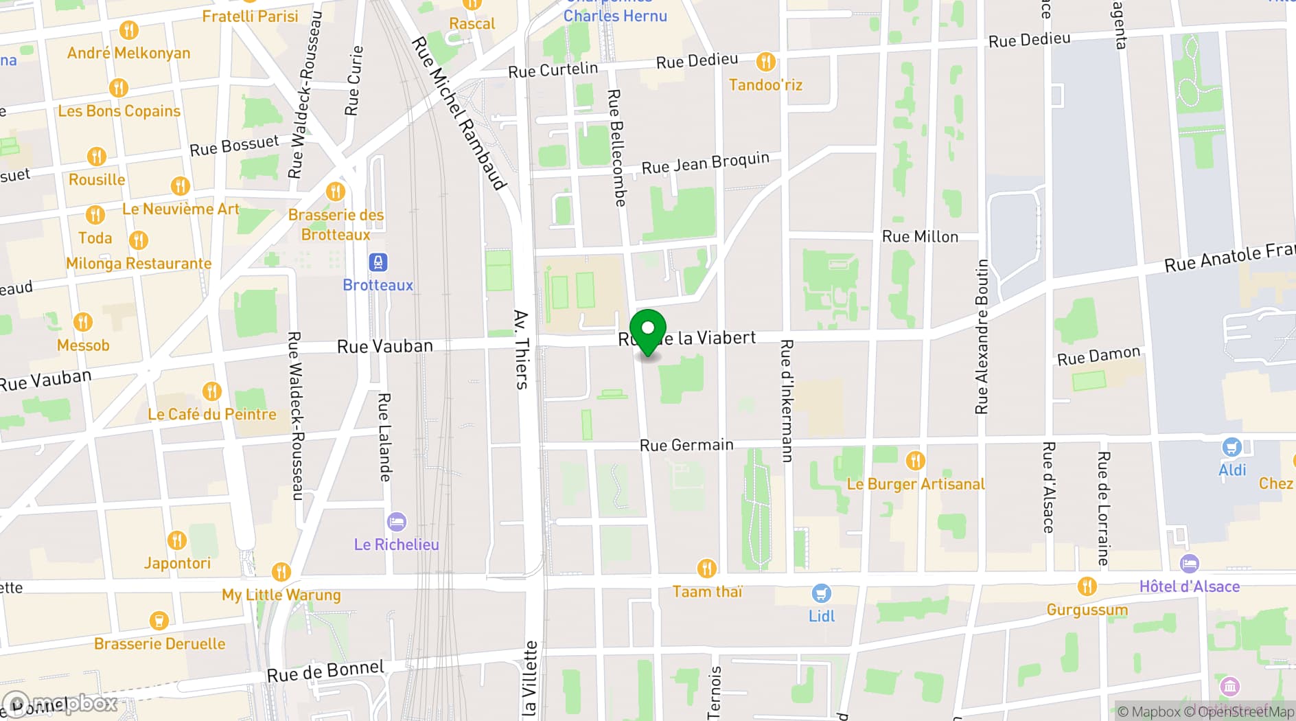 Map showing Bellecave La Table
