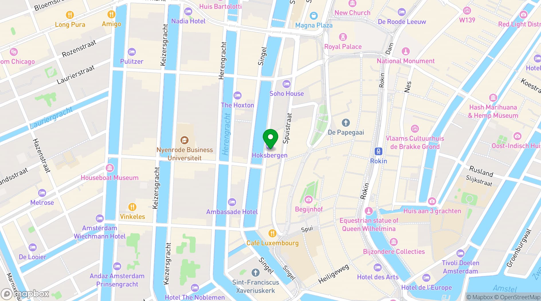 Map showing Hotel Estheréa
