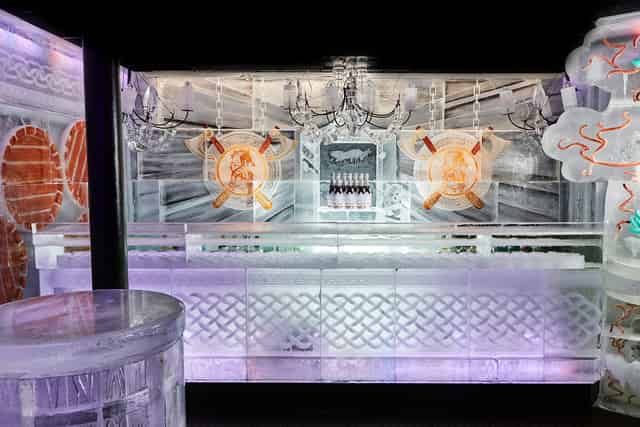 ICE BAR