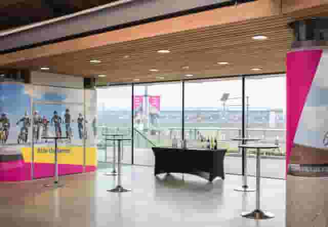 Concourse Pods