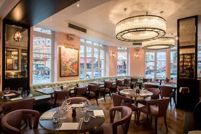 Whole Bar & Dining Room 