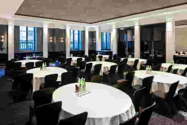 Private Room 8