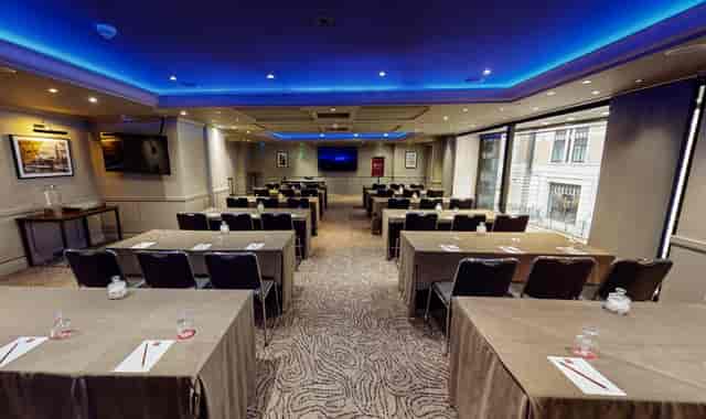 London hotel meeting room, training, breakout, Beauchamp Suite