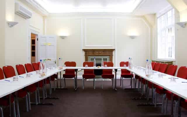 Warren Suite