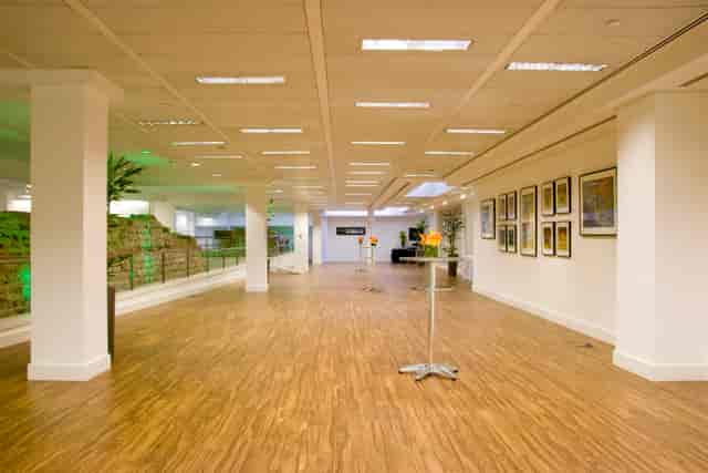 Cornhill Suite at America Square: spacious, modern event space for networking and gatherings.