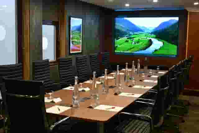 Leonardo Royal Hotel London City