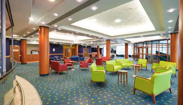 Istabraq at Cheltenham Racecourse: vibrant meeting space for networking and gatherings.