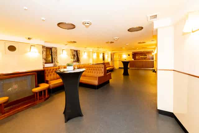 Ward and Ante Room