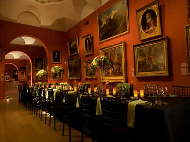 Elegant dining table in The Soane Gallery for upscale gala dinners and corporate receptions.