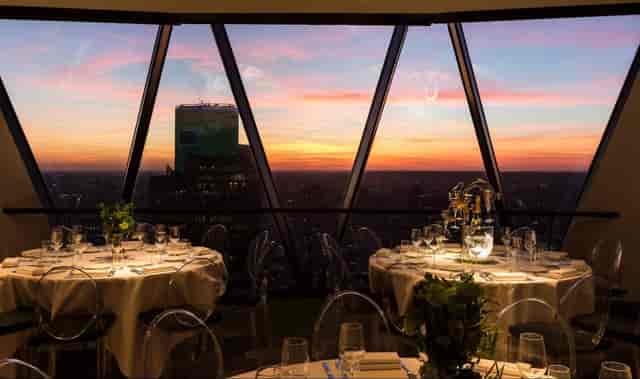 Private dining room at Searcys, elegant tables, perfect for upscale events and corporate gatherings.
