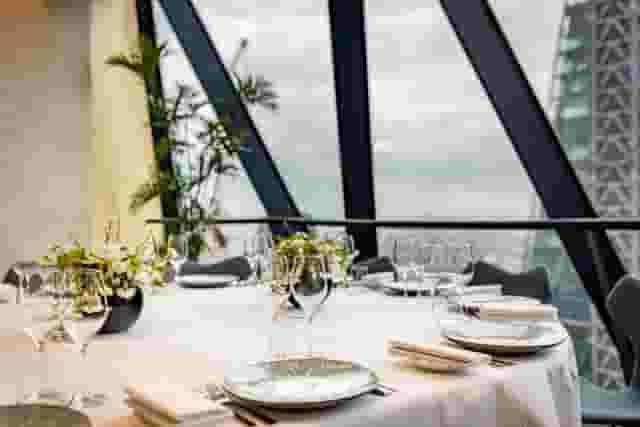 Single private dining room