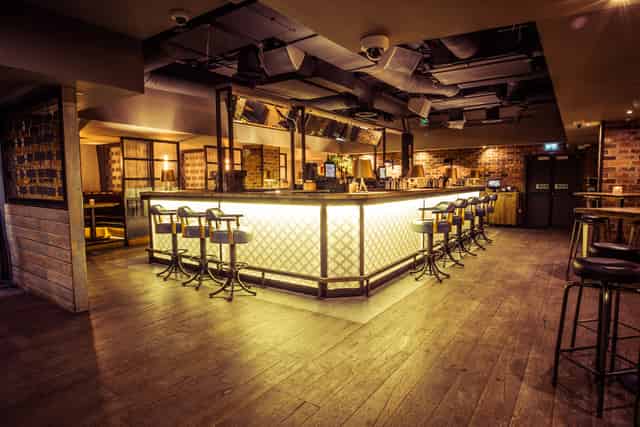 Cocktail Lounge