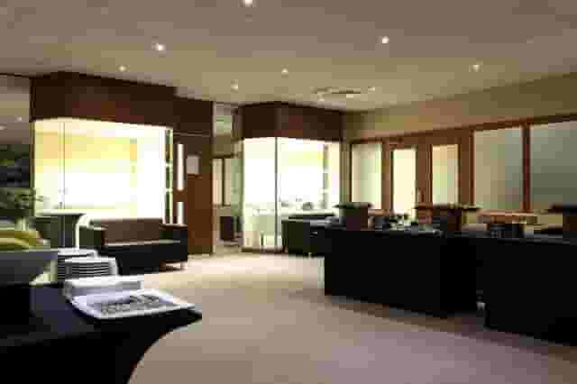 Renaissance London Heathrow Hotel