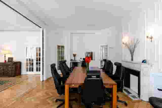 Boutique Boardroom & Brainstorm Suite