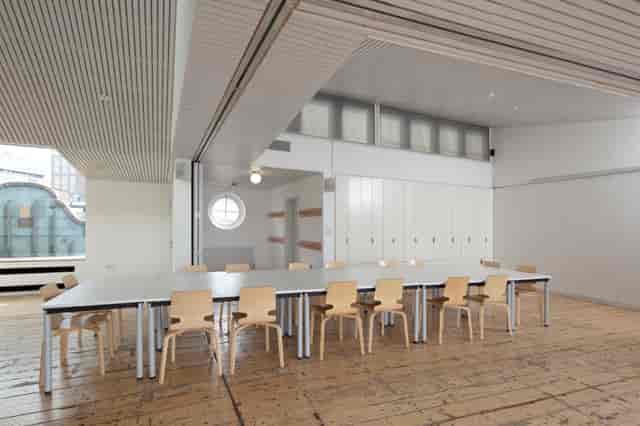 Modern meeting space in Whitechapel Gallery, ideal for corporate events and workshops.