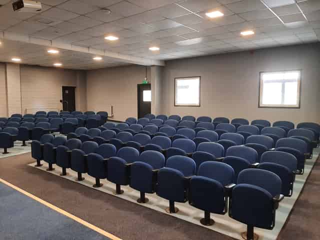 Theatre & Lounge