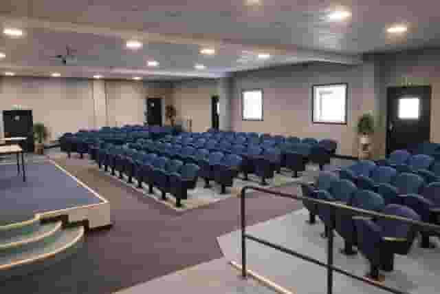 Theatre & Lounge
