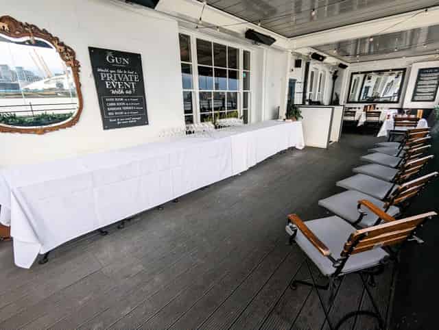 Riverside Terrace