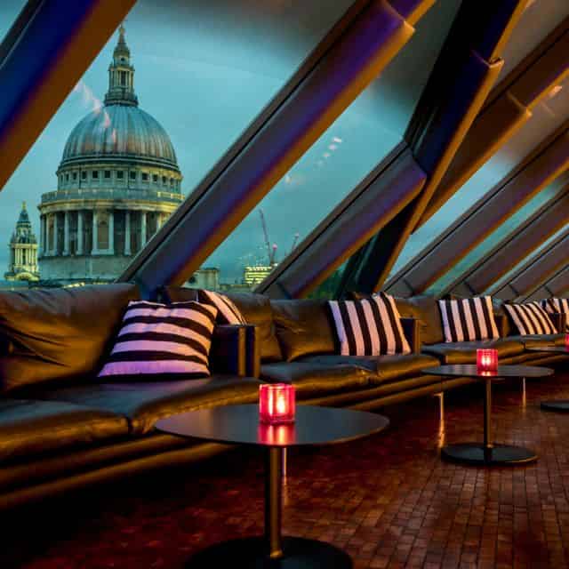 Bar Lounge