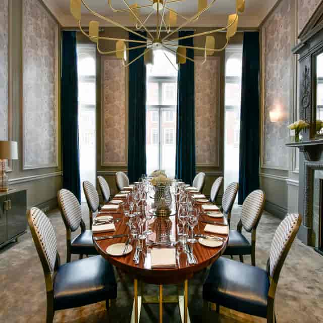 Sophisticated meeting room at Andaz London with polished table, ideal for elegant gatherings.