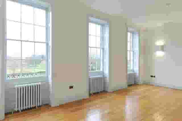 Clissold House