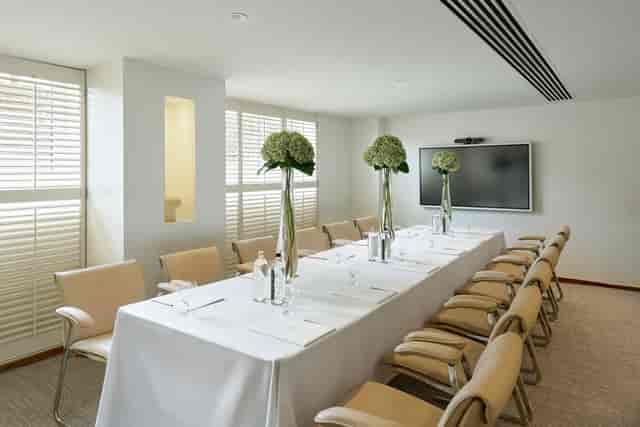 Met Boardroom 