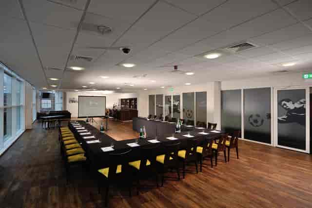 Banks Lounge at Leicester City FC: modern meeting room for corporate events, team-building.
