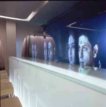 Club Bar