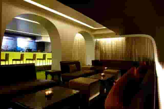 Club Bar