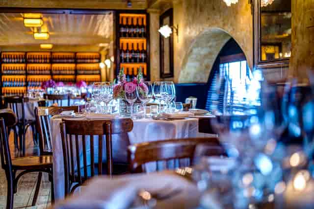 Elegant dining space in Le Grand Salon Prive, ideal for intimate gatherings and corporate dinners.