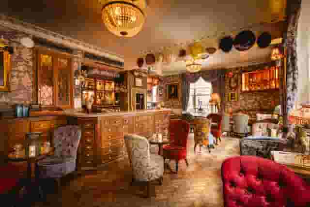 Mr Fogg's Tavern