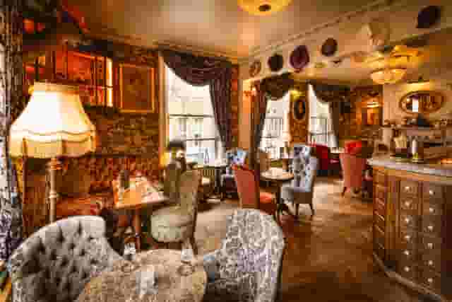Mr Fogg's Tavern