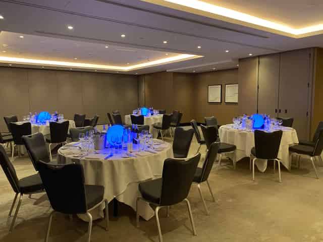 Globe Suite
