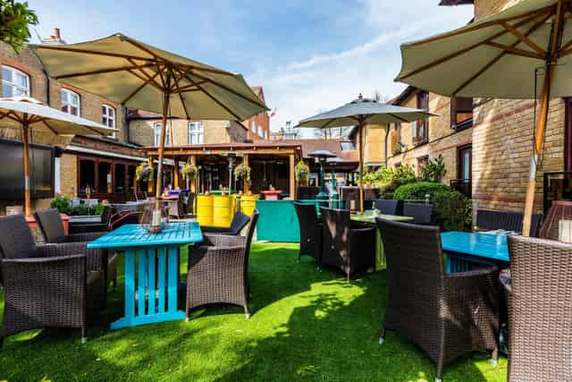 Lounge Garden