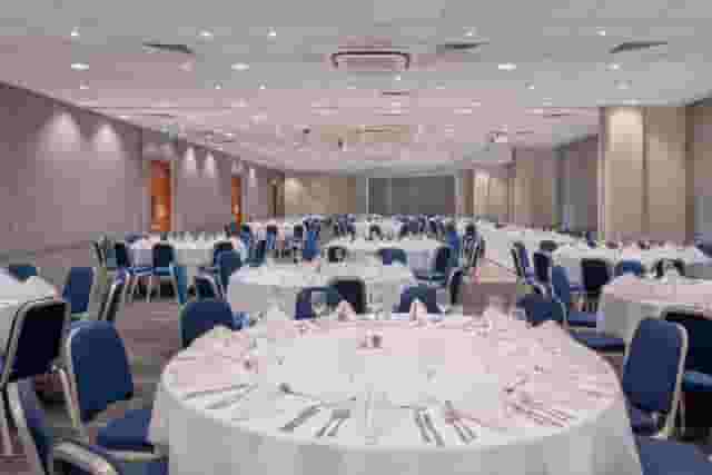 Holiday Inn London Kensington Forum
