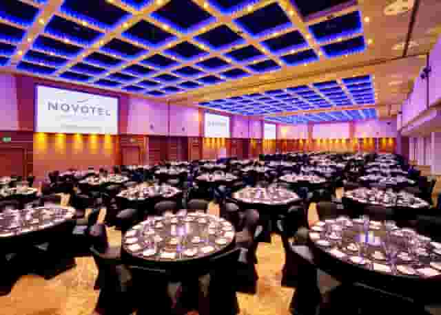 Novotel London West