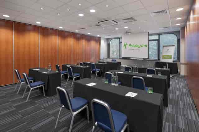 Meeting room at Holiday Inn London Kensington, ideal for corporate training and conferences.