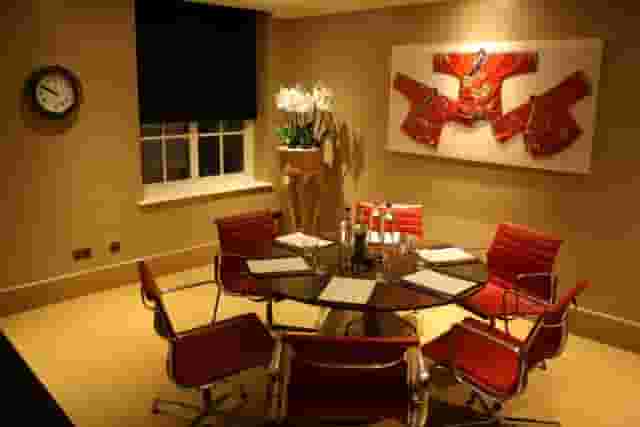 Private Suite 6
