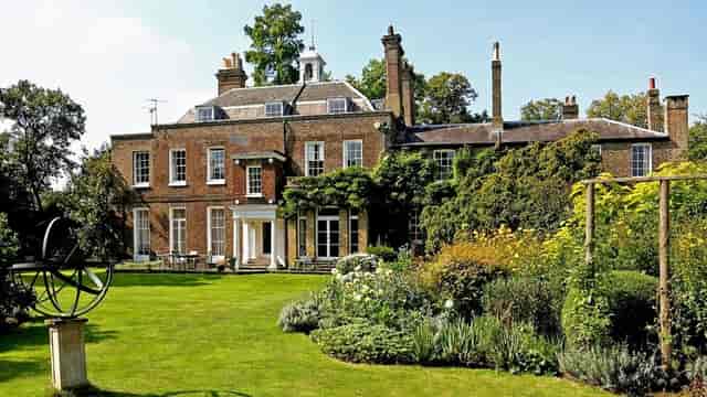 Charming gardens at Bell House, perfect for weddings and outdoor events.