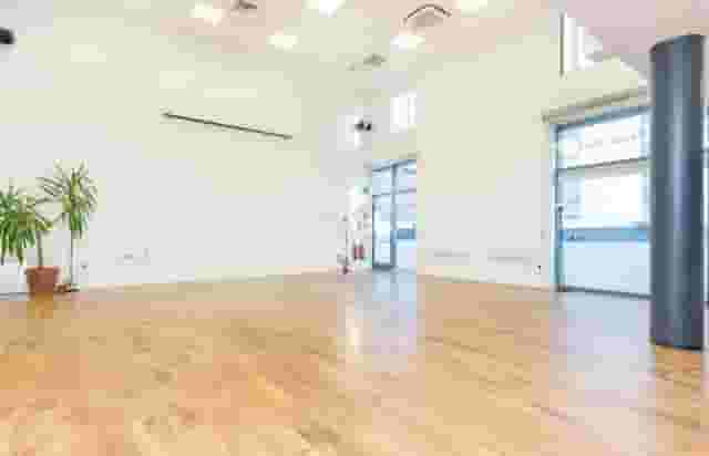The Arc Centre, Islington