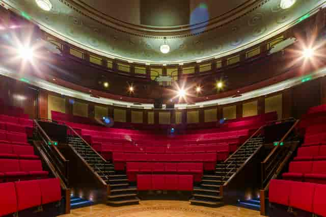 The Royal Institution - image 3