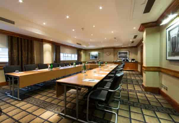 Meeting room in Green Park, Thistle Marble Arch, ideal for corporate events and workshops.