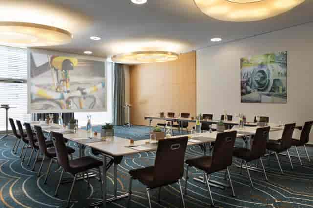 Renaissance Zurich Tower Hotel
