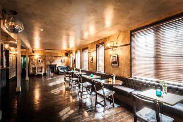 Stylish music room in Prince Of Peckham, perfect for intimate gatherings and networking events.