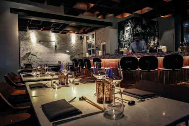 Robata Grill Restaurant: elegant dining space for corporate events and intimate gatherings.