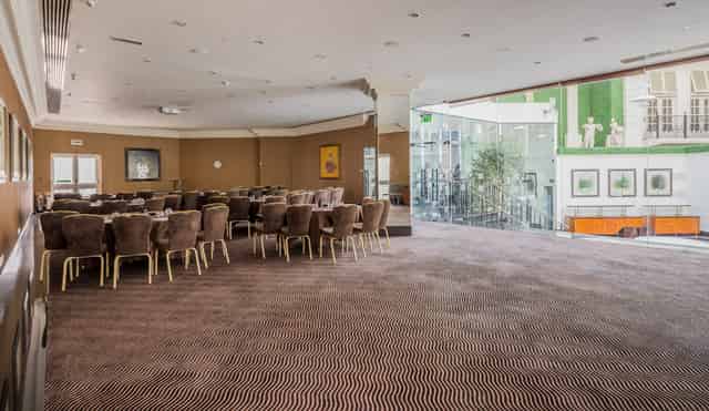 Newbury Suite 2