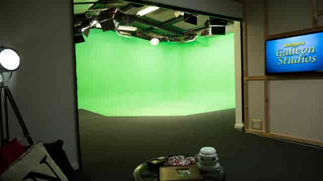 Green screen studio at Infinity Cove, ideal for virtual events and webinars.